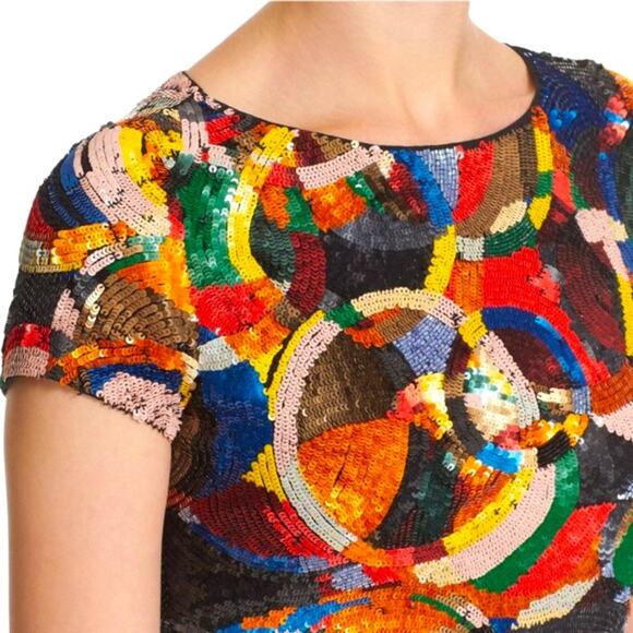 Alice + Olivia Kelli Sequin Embellished Top, Size 4 - Picture 9 of 9